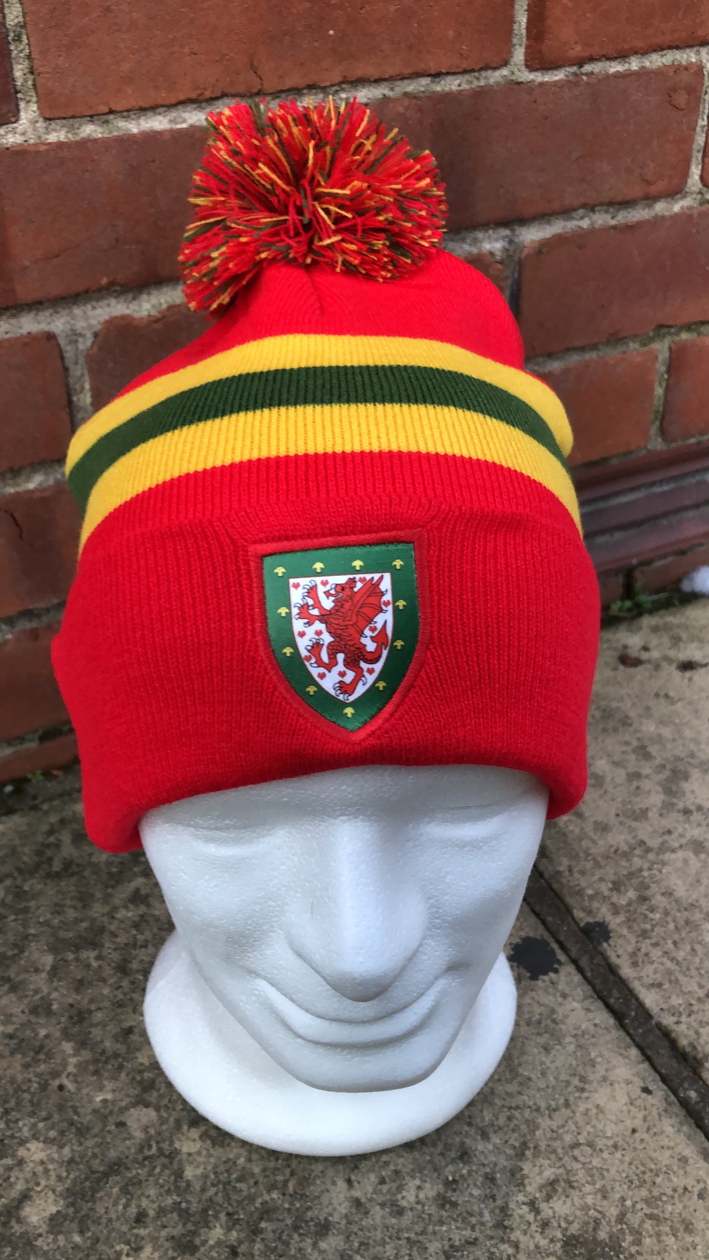 Cymru/Wales Bobble Hat